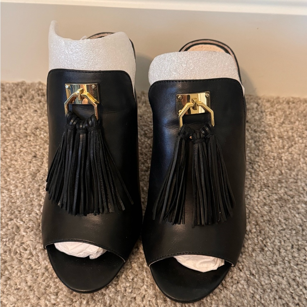 Black and White Tassel Women's Shoes